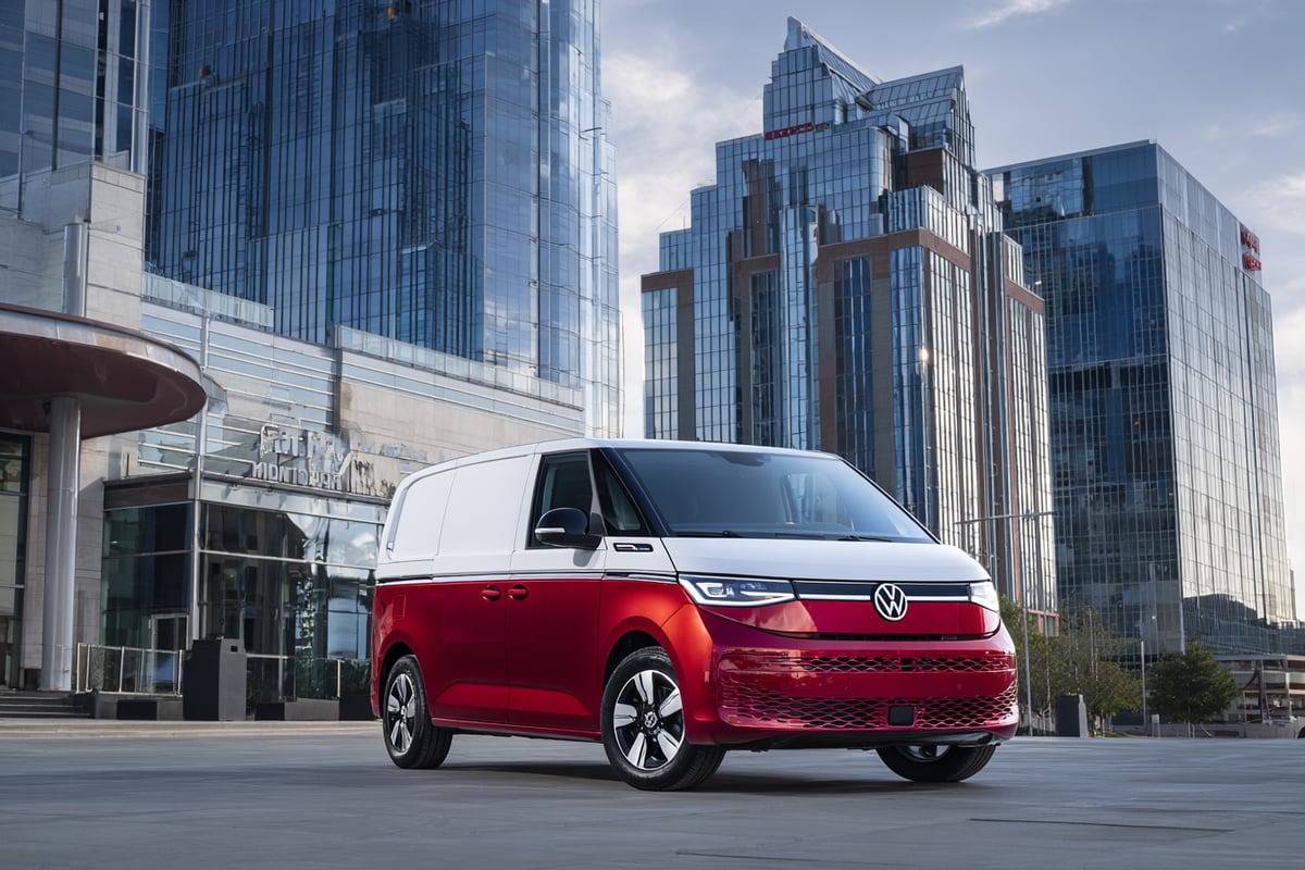 Photorealistic_cinematic_scene_of_a_modern_red__20269997-72d3-4944-a120-13be67a6739c_2